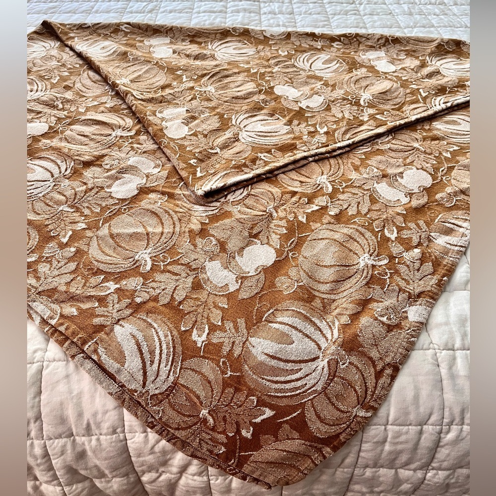 VTG Woven Cotton Burnt Orange Harvest Tablecloth| Pumpkins | Apples | 54 x 86
